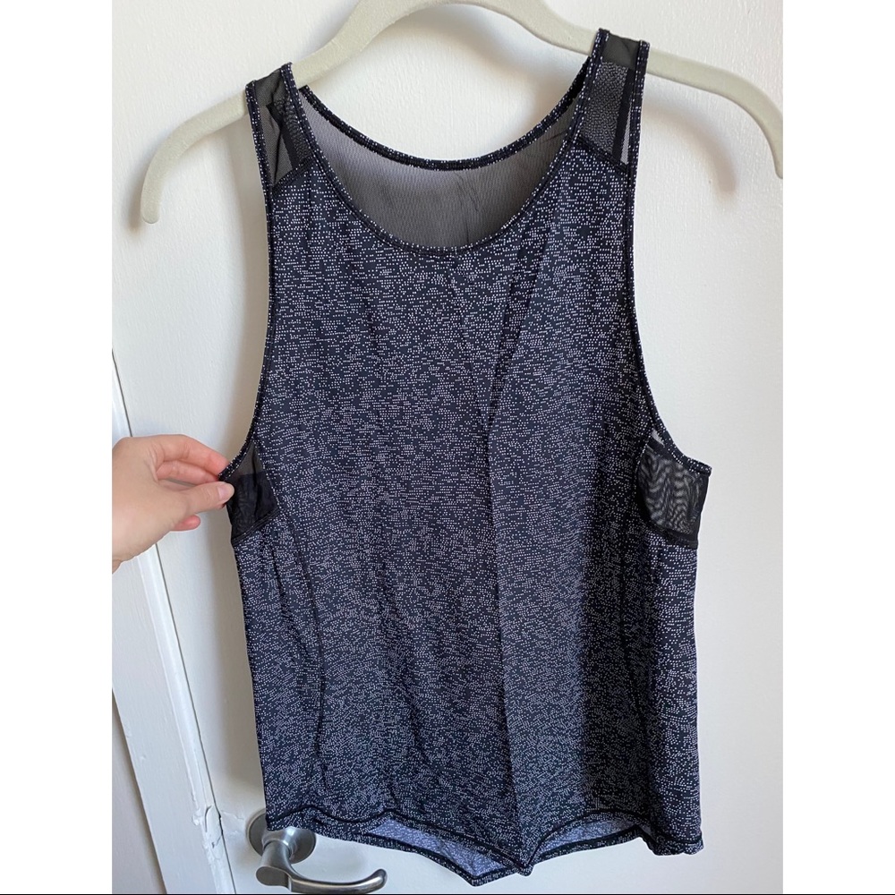 Lululemon tank, size 4